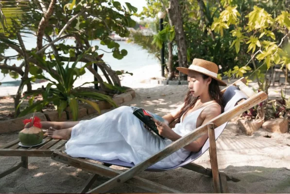 - Welcome to Whale Island resort - Welcome to Whale Island resort