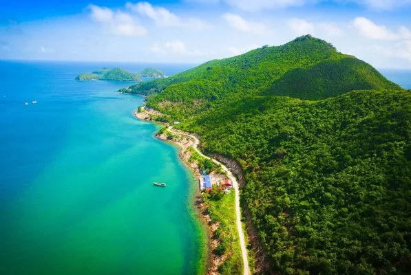 - Welcome to Whale Island resort - Welcome to Whale Island resort